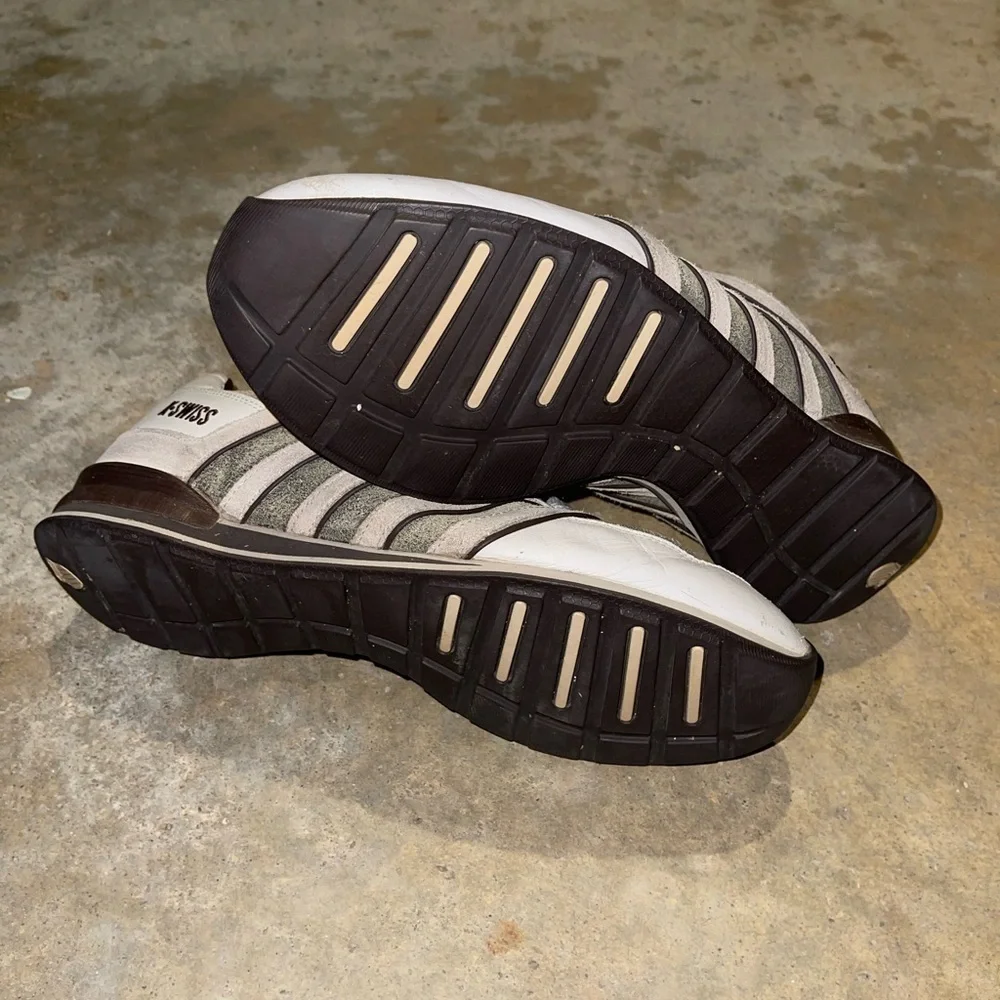 K-Swiss Men's Gray and White Sneakers - Picture 8 of 8